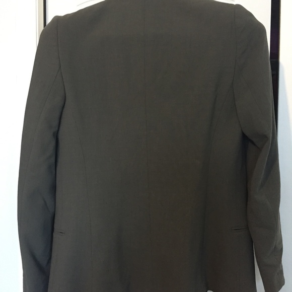 Donna Karan black label, olive lined wool suit jacket/coat, EUC, sz. 46/8-10. - Picture 6 of 6